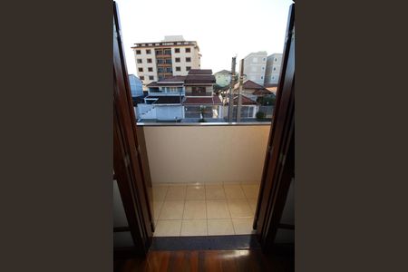 Casa para alugar com 117m², 3 quartos e 2 vagasQuarto 1