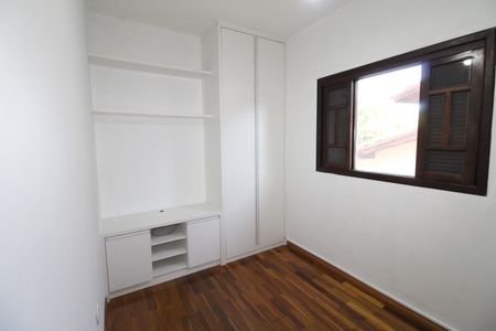 Casa para alugar com 117m², 3 quartos e 2 vagasQuarto 2