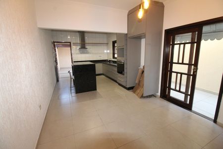 Casa para alugar com 117m², 3 quartos e 2 vagasCozinha