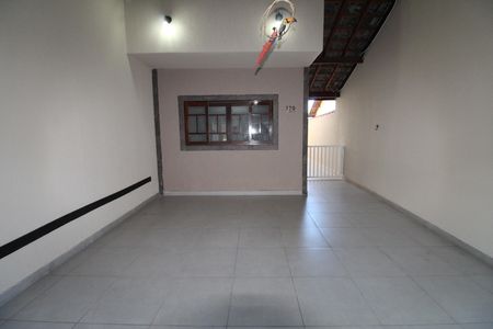 Garagem de casa para alugar com 3 quartos, 117m² em Jardim Alvorada, São José dos Campos