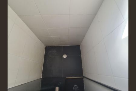 Apartamento para alugar com 46m², 2 quartos e 1 vaga Apartamento para alugar com 46m², 2 quartos e 1 vagaBanheiro