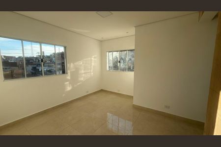 Sala de casa para alugar com 2 quartos, 110m² em Vila Fidalgo, São Paulo