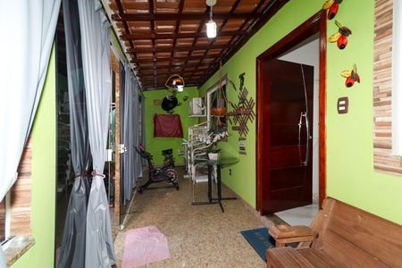 Casa à venda com 2 quartos, 240m² em Realengo, Rio de Janeiro