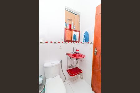 Casa à venda com 240m², 2 quartos e 5 vagas