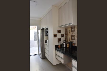 Cozinha - Armários de casa à venda com 3 quartos, 250m² em Vila Nambi, Jundiaí