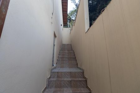 Escada de casa à venda com 2 quartos, 125m² em Jardim Felicidade(zona Norte), São Paulo