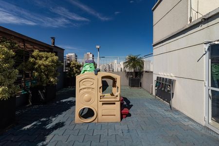 Apartamento à venda com 48m², 2 quartos e 1 vaga Apartamento à venda com 48m², 2 quartos e 1 vagaPlayground