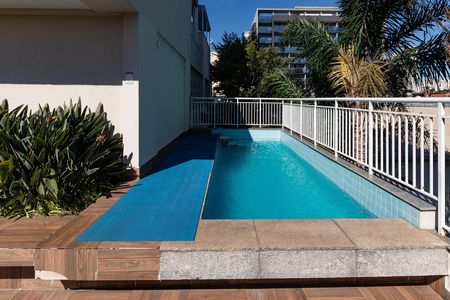 Apartamento à venda com 48m², 2 quartos e 1 vaga Apartamento à venda com 48m², 2 quartos e 1 vagaPiscina
