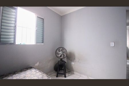 Quarto 2 de casa para alugar com 2 quartos, 60m² em Jardim Alto Alegre (sao Rafael), São Paulo