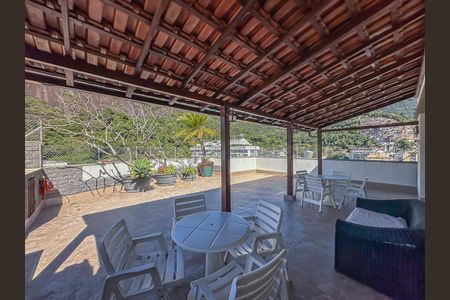 Apartamento para alugar com 4 quartos, 500m² em Cosme Velho, Rio de Janeiro