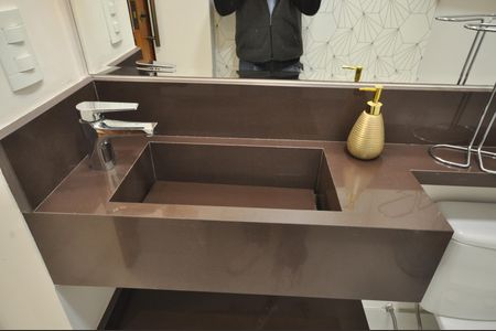 Lavabo de casa à venda com 3 quartos, 253m² em Horto Florestal, São Paulo