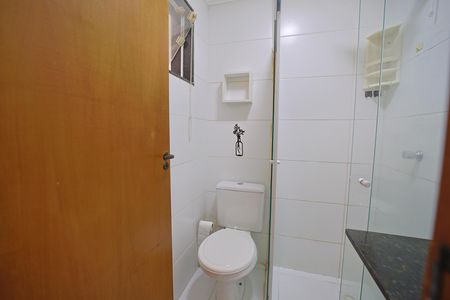 Banheiro de apartamento à venda com 1 quarto, 38m² em Vila Ré, São Paulo