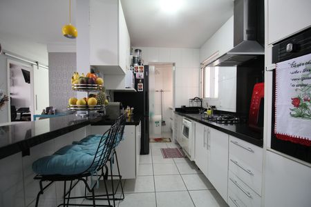 Apartamento à venda com 84m², 3 quartos e 2 vagasCozinha - Armários
