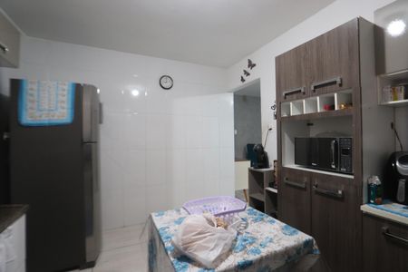 Cozinha de casa à venda com 3 quartos, 105m² em Jardim Mimar, São Paulo