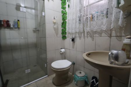 Banheiro 2 de casa à venda com 3 quartos, 105m² em Jardim Mimar, São Paulo