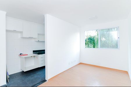 Sala de apartamento para alugar com 2 quartos, 43m² em Jardim Rosa de Franca, Guarulhos