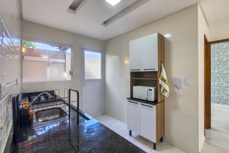 Casa de condomínio para alugar com 51m², 2 quartos e 1 vaga