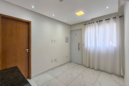 Casa de Condomínio para alugar com 2 quartos, 51m² em Vila Antartica, Praia Grande