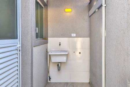 Casa de condomínio para alugar com 51m², 2 quartos e 1 vaga