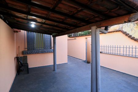 Área externa de casa para alugar com 2 quartos, 60m² em Concórdia, Belo Horizonte
