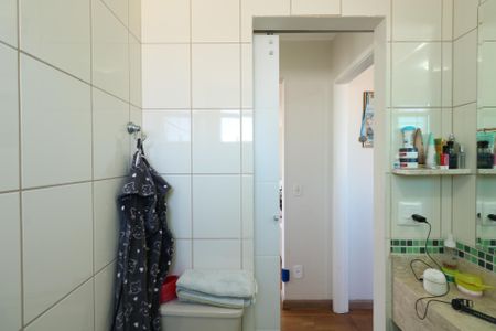 Apartamento para alugar com 67m², 2 quartos e 1 vaga Apartamento para alugar com 67m², 2 quartos e 1 vagaBanheiro
