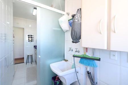 Apartamento para alugar com 67m², 2 quartos e 1 vaga Apartamento para alugar com 67m², 2 quartos e 1 vagaÁrea de Serviço