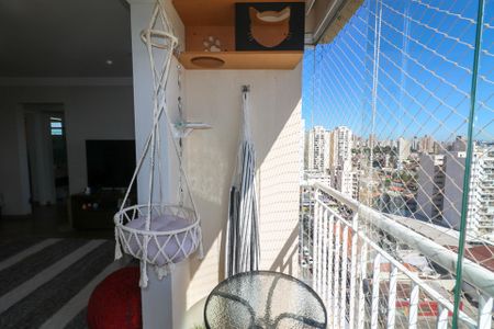 Apartamento para alugar com 67m², 2 quartos e 1 vaga Apartamento para alugar com 67m², 2 quartos e 1 vagaVaranda