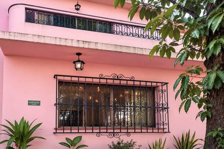 Área externa de casa para alugar com 4 quartos, 100m² em Pinheiros, São Paulo