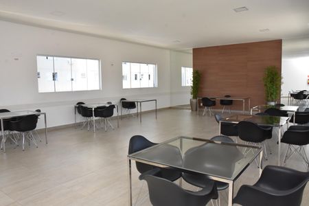 Apartamento para alugar com 57m², 2 quartos e 1 vaga Apartamento para alugar com 57m², 2 quartos e 1 vagaÁrea comum - Salão de festas