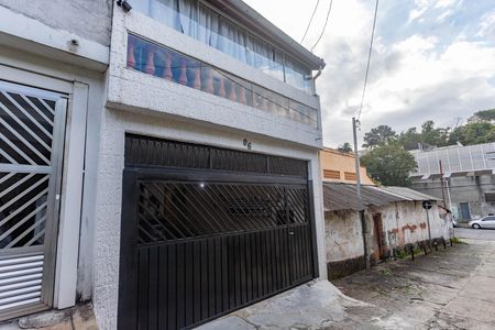 Fachada de casa à venda com 3 quartos, 300m² em Vila Santa Luzia, São Bernardo do Campo
