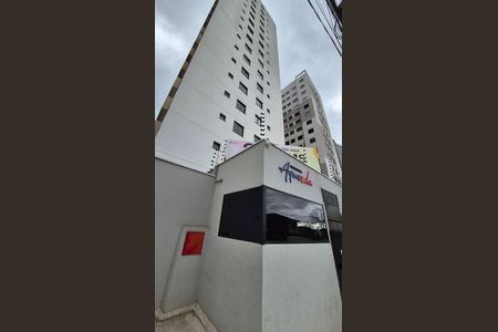 Fachada de apartamento para alugar com 2 quartos, 42m² em Vila Aquilino, Santo André