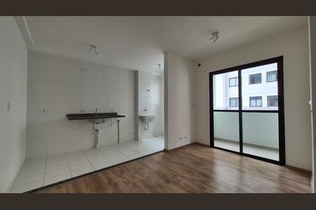 Sala de apartamento para alugar com 2 quartos, 42m² em Vila Aquilino, Santo André