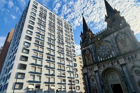 Fachada de apartamento para alugar com 1 quarto, 40m² em Embaré, Santos