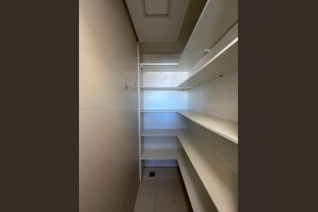 Apartamento à venda com 121m², 2 quartos e 2 vagas