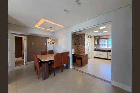 Apartamento à venda com 121m², 2 quartos e 2 vagas