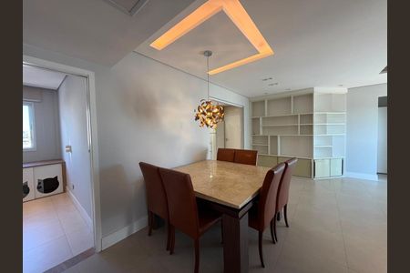 Apartamento à venda com 121m², 2 quartos e 2 vagas