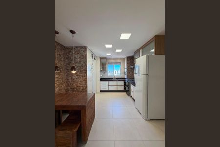 Apartamento à venda com 121m², 2 quartos e 2 vagas
