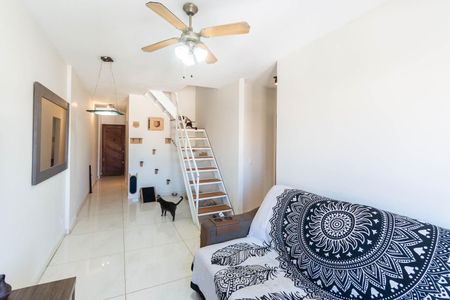 Apartamento à venda com 103m², 2 quartos e 1 vagaSala