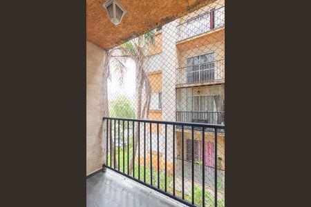 Sacada de apartamento para alugar com 2 quartos, 45m² em Jardim Santa Tereza, Carapicuíba