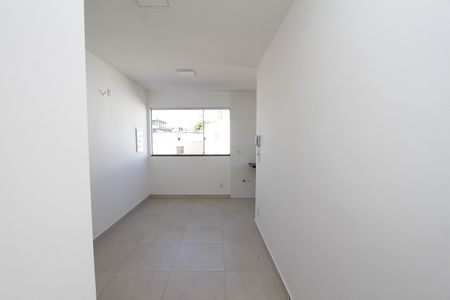 Apartamento para alugar com 45m², 2 quartos e 1 vagaSala