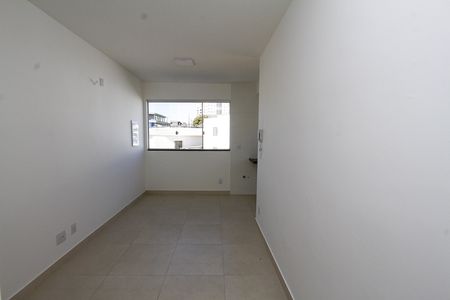 Apartamento para alugar com 45m², 2 quartos e 1 vagaSala