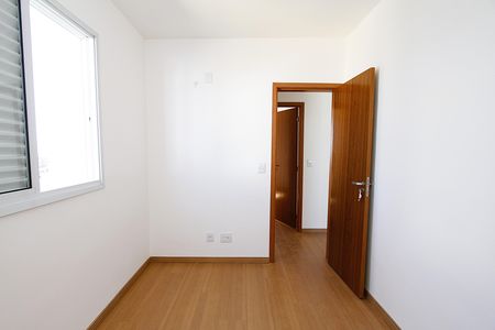 Apartamento para alugar com 45m², 2 quartos e 1 vagaQuarto 2