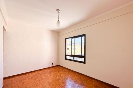 Apartamento à venda com 79m², 2 quartos e 1 vaga Apartamento à venda com 79m², 2 quartos e 1 vagaSala