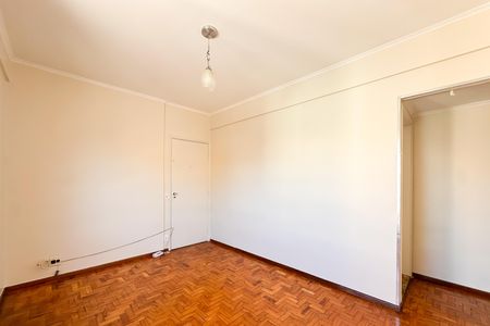 Apartamento à venda com 79m², 2 quartos e 1 vaga Apartamento à venda com 79m², 2 quartos e 1 vagaSala