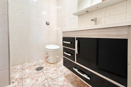 Apartamento à venda com 79m², 2 quartos e 1 vaga Apartamento à venda com 79m², 2 quartos e 1 vagaBanheiro Social