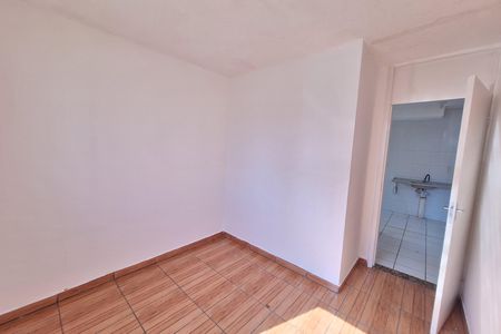 Quarto 2 de apartamento para alugar com 2 quartos, 50m² em Barro Branco, Duque de Caxias