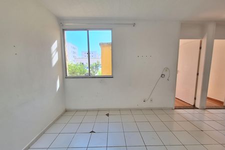Sala de apartamento para alugar com 2 quartos, 50m² em Barro Branco, Duque de Caxias
