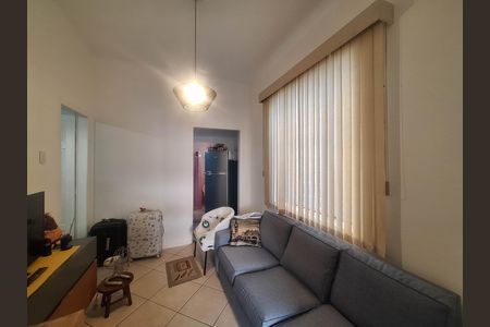Sala de casa de condomínio à venda com 3 quartos, 110m² em Largo do Barradas, Niterói