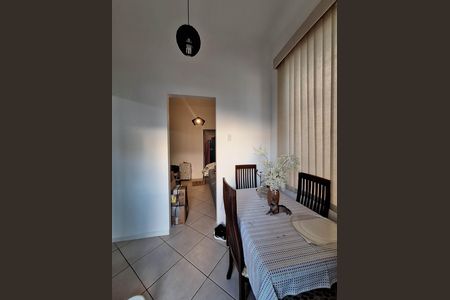 Sala de casa de condomínio à venda com 3 quartos, 110m² em Largo do Barradas, Niterói
