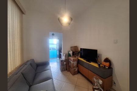 Sala de casa de condomínio à venda com 3 quartos, 110m² em Largo do Barradas, Niterói